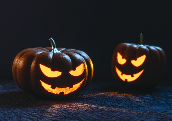 carved jack-o-lanterns